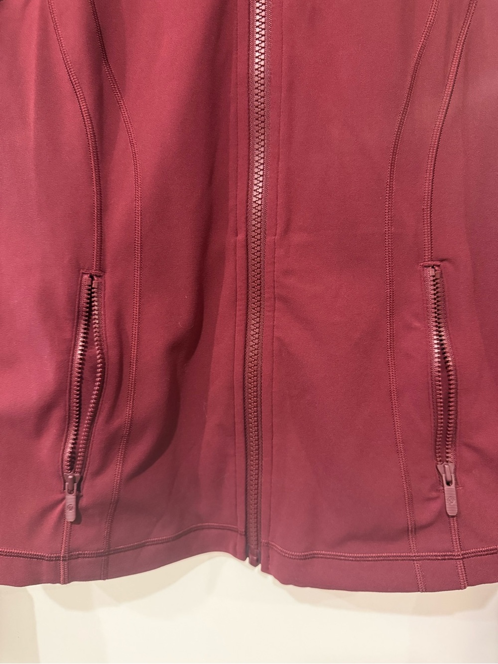 Lululemon Define Jacket Nulu Size 8 Burgundy Berry Full Zip Thumbholes - Picture 2 of 9